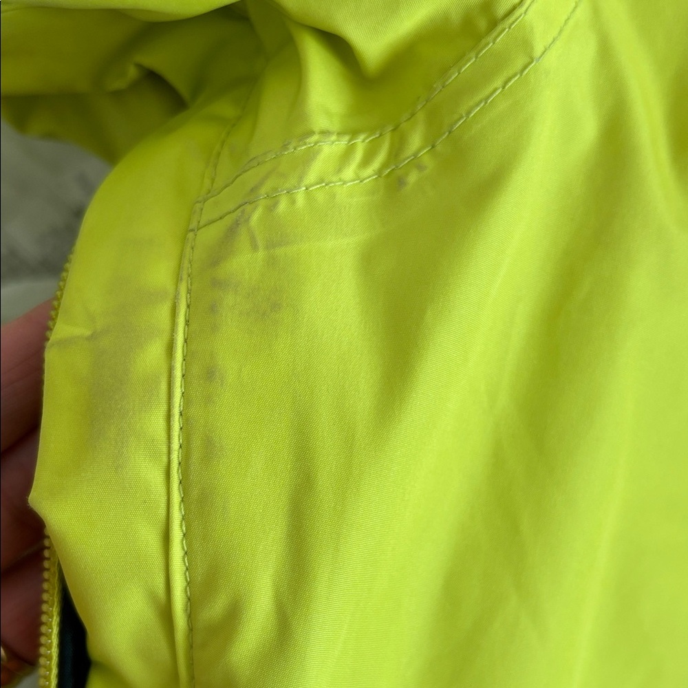 Women's Betty Rides Snowboarding Jacket - Picture 14 of 14